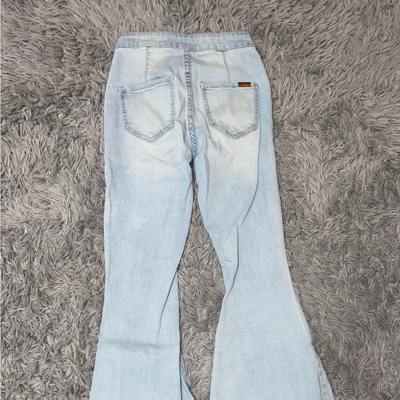 Light Wash Milbrook Rock & Roll Denim Bell Bottoms - Picture 3 of 10